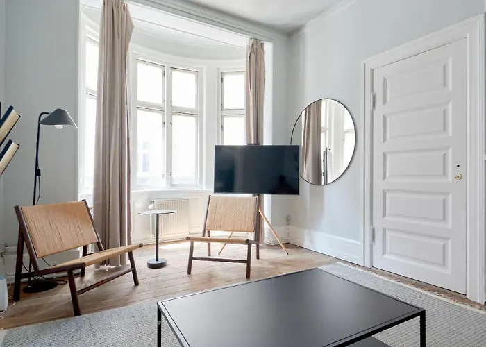 Perfect For Friends & Families 2 Bedroom Apartment In Cph