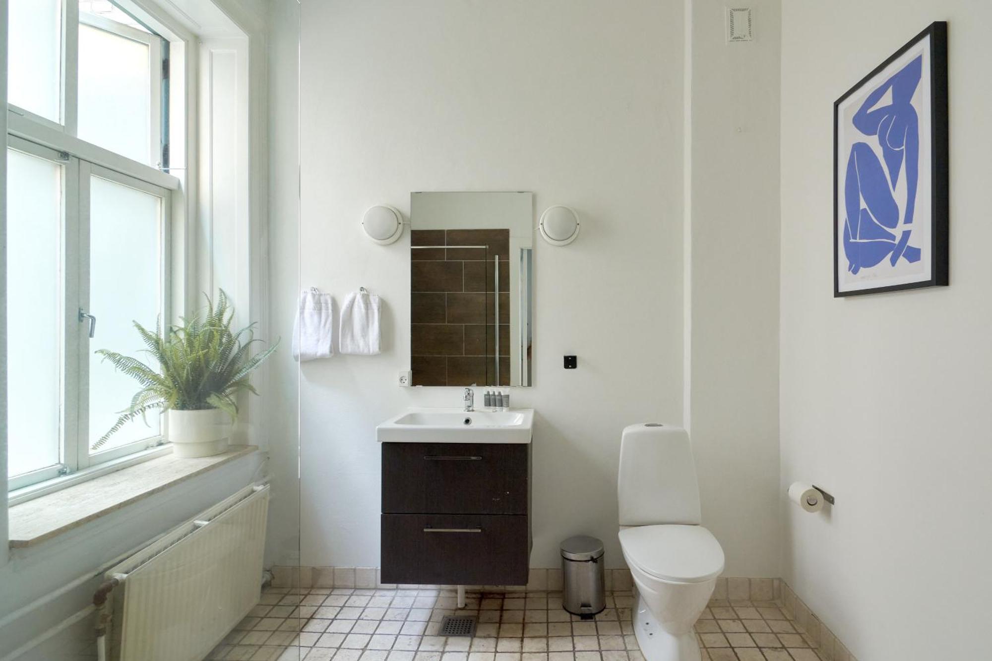 Perfect For Friends & Families 2 Bedroom Apartment In Cph